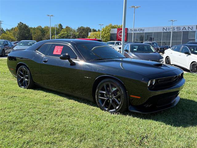 Used 2022 Dodge Challenger R/T w/ Blacktop Package RWD image 1