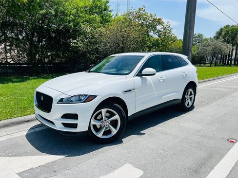 Used 2020 Jaguar F-PACE Premium AWD/4WD image 1