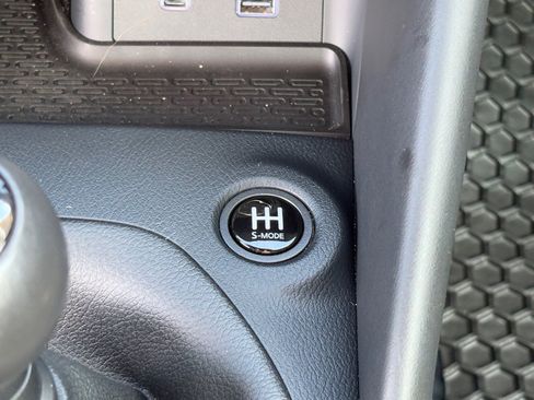 Certified 2024 Nissan Z Performance w/ Floor Mat Package image 25