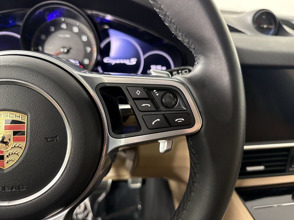 Certified 2023 Porsche Cayenne S Platinum w/ Premium Package Plus AWD/4WD image 39