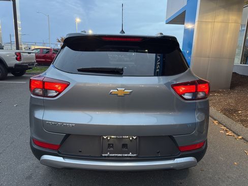 New 2026 Chevrolet TrailBlazer LT w/ LT Cold Weather Package FWD image 7