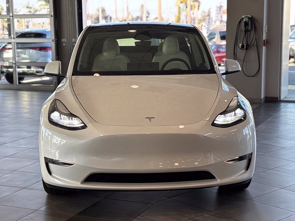 Used 2025 Tesla Model Y Long Range AWD/4WD image 13