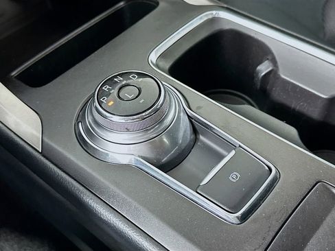 Used 2017 Ford Fusion SE image 16