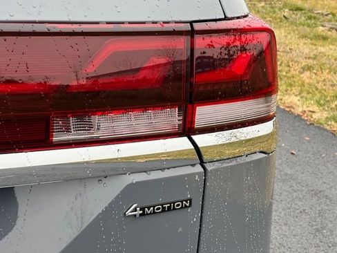 New 2026 Volkswagen Atlas SEL Premium R-Line AWD/4WD image 17