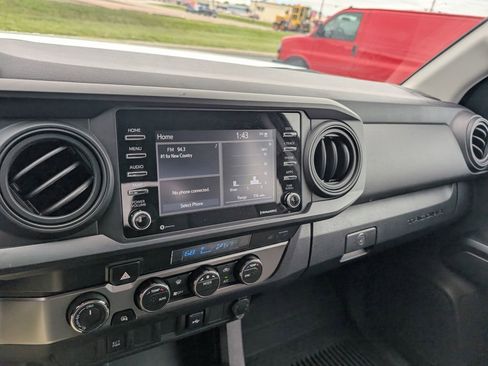 Used 2023 Toyota Tacoma SR AWD/4WD image 21