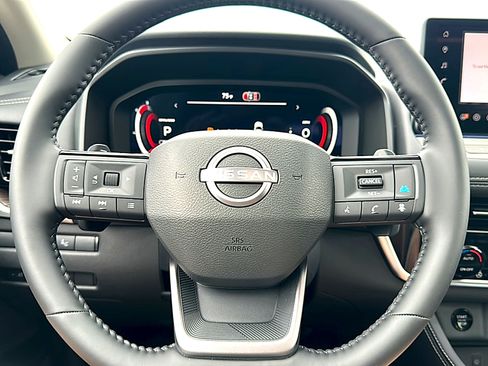 New 2026 Nissan Rogue Platinum w/ Platinum Premium Package AWD/4WD image 18