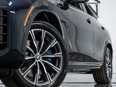 New 2026 BMW X6 xDrive40i w/ Climate Comfort Package image 27