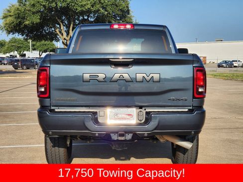 Used 2025 RAM 2500 Big Horn AWD/4WD image 5