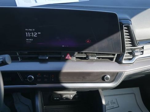 Used 2025 Kia Sportage SX image 45