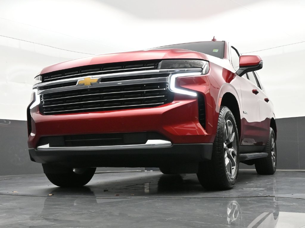 Used 2023 Chevrolet Tahoe LT w/ Luxury Package RWD image 30