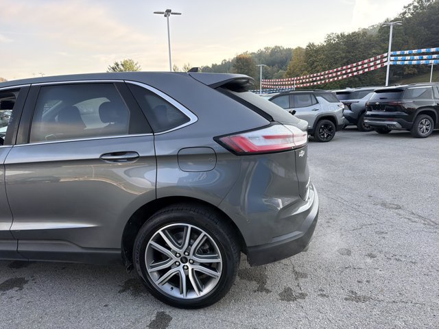 Used 2023 Ford Edge Titanium AWD/4WD image 7
