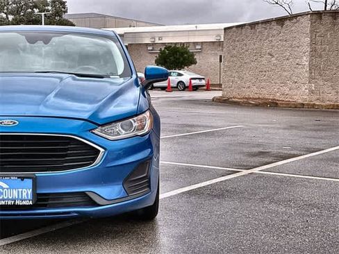 Used 2020 Ford Fusion S image 11