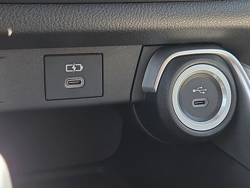 New 2026 Toyota Grand Highlander FWD image 21