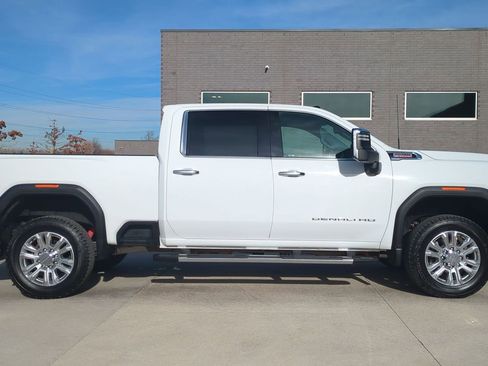 Used 2022 GMC Sierra 2500 Denali w/ Denali Ultimate Package image 8