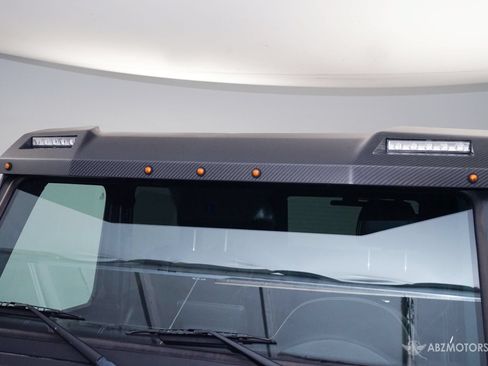 Used 2017 Mercedes-Benz G 550 Squared image 10