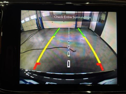 Used 2020 Jeep Grand Cherokee Summit image 33