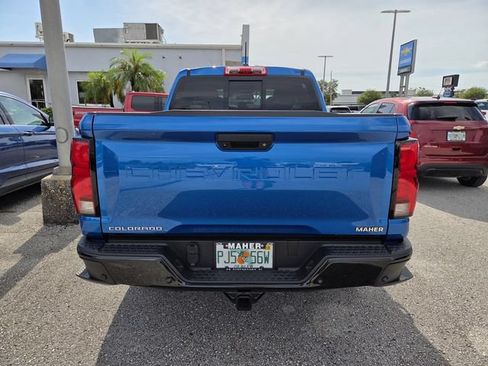 Used 2024 Chevrolet Colorado Z71 w/ Z71 Convenience Package 2 AWD/4WD image 4
