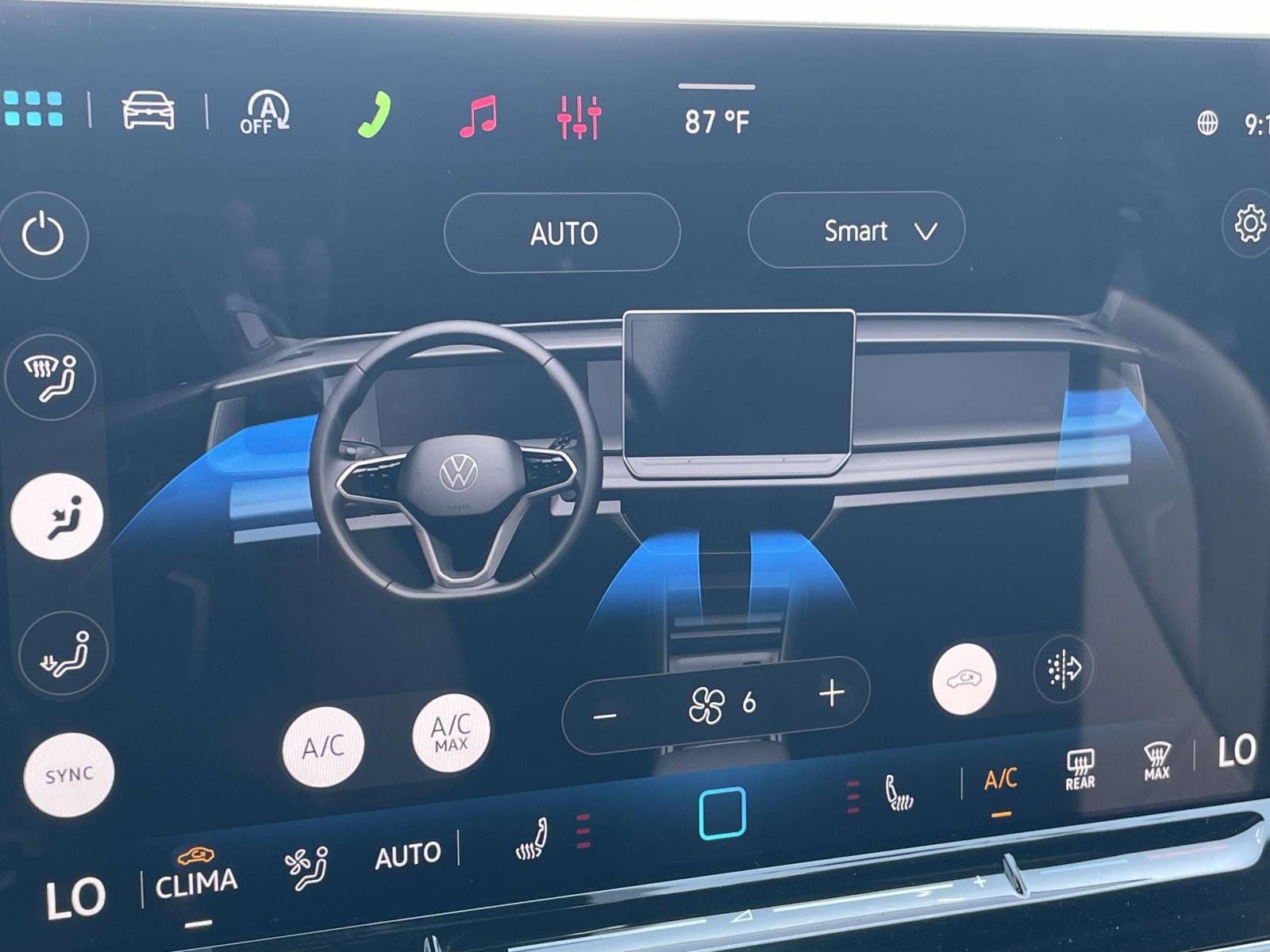 New 2026 Volkswagen Tiguan SE R-Line FWD image 28