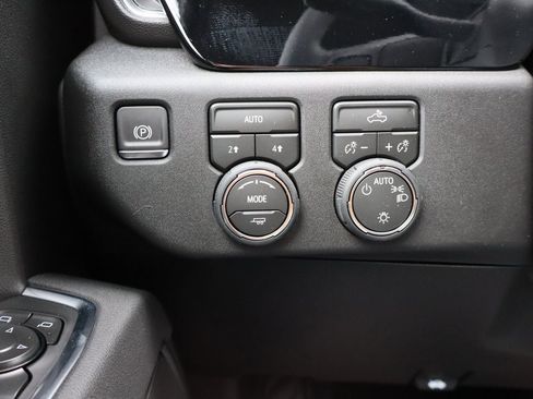 New 2026 Chevrolet Silverado 1500 LT w/ All Star Edition Plus image 13