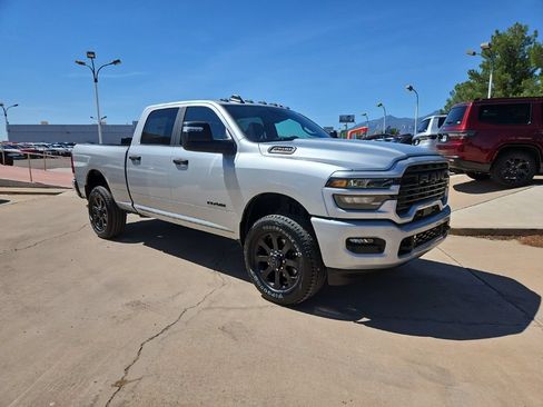 New 2026 RAM 2500 Big Horn AWD/4WD image 5