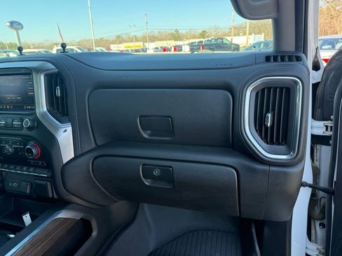 Used 2020 Chevrolet Silverado 1500 LT Trail Boss AWD/4WD image 32