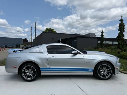 Used 2014 Ford Mustang GT w/ Electronics Package RWD image 6