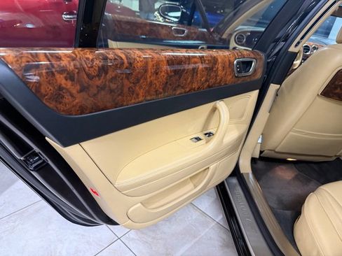 Used 2008 Bentley Flying Spur Flying Spur image 12