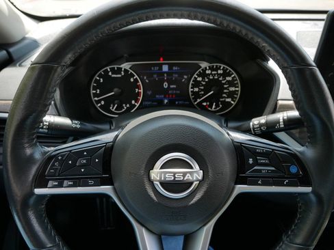 Certified 2023 Nissan Altima 2.5 SV w/ SV Premium Package AWD/4WD image 24