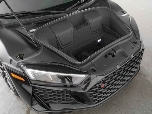 Used 2020 Audi R8 V10 image 25