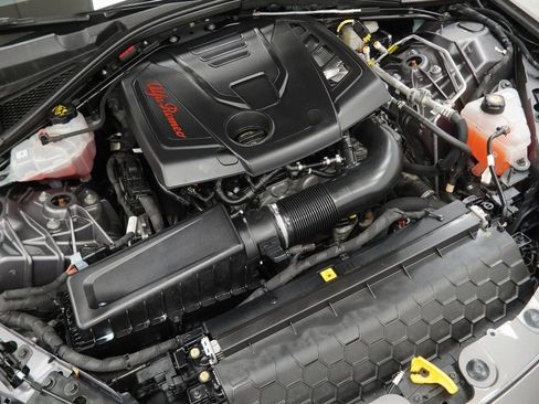 Used 2024 Alfa Romeo Giulia Veloce image 50