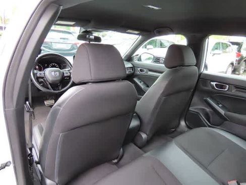 Used 2023 Honda Civic Sport image 14