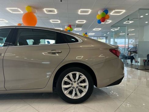 Used 2022 Chevrolet Malibu LT image 9