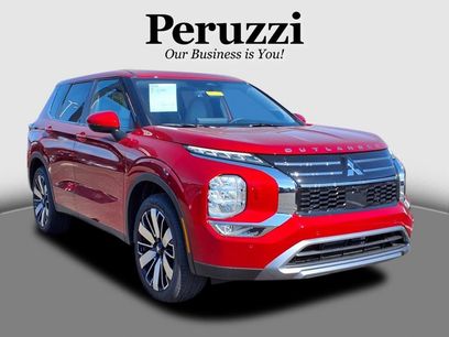 New 2025 Mitsubishi Outlander SE
