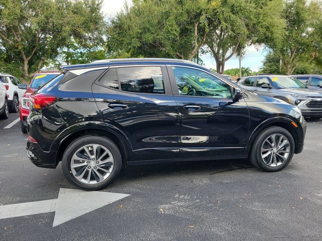 Certified 2023 Buick Encore GX Select w/ Sport Touring Package FWD image 5
