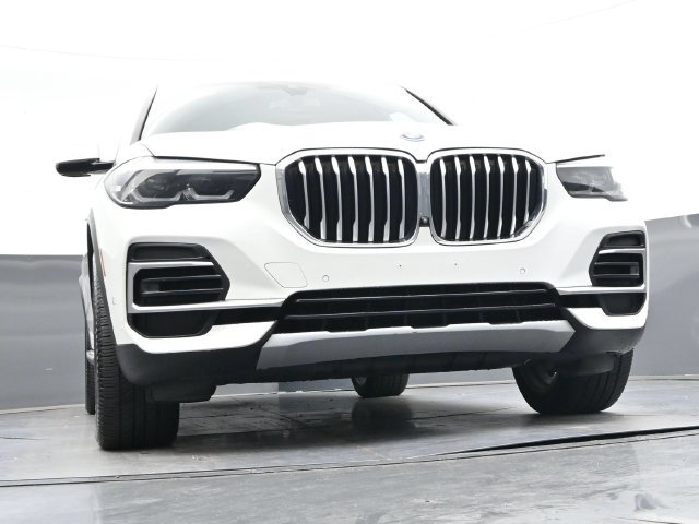 Used 2023 BMW X5 xDrive45e AWD/4WD image 41