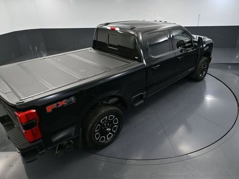 Used 2025 Ford F250 Platinum image 61