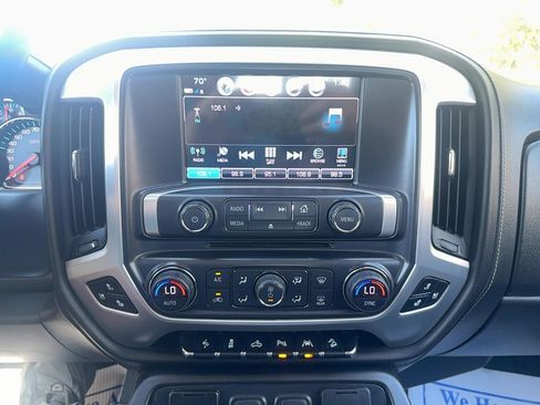 Used 2018 GMC Sierra 1500 SLT image 16
