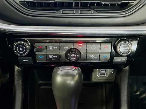 Used 2022 Jeep Compass High Altitude image 16