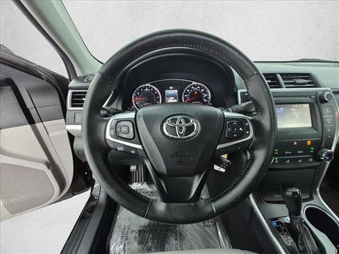Used 2015 Toyota Camry SE FWD image 27