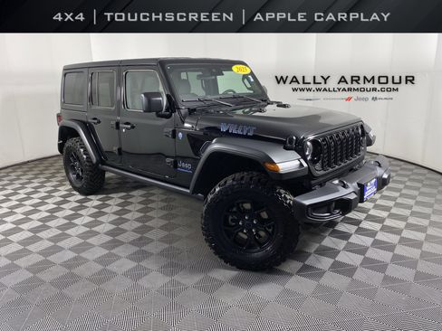 Used 2025 Jeep Wrangler Willys image 1