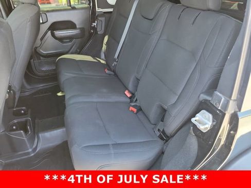 Used 2022 Jeep Wrangler Unlimited Sport AWD/4WD image 25