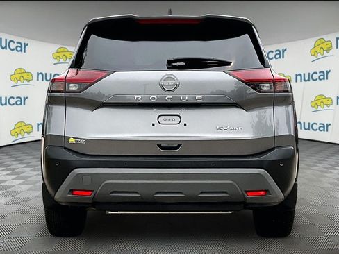 Used 2023 Nissan Rogue SV AWD/4WD image 5