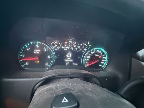 Used 2017 GMC Yukon Denali w/ Open Road Package image 16