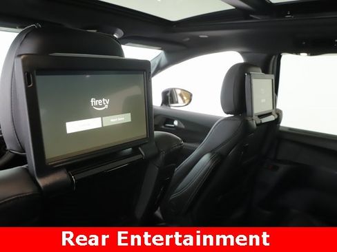 New 2026 Chrysler Pacifica Select image 30