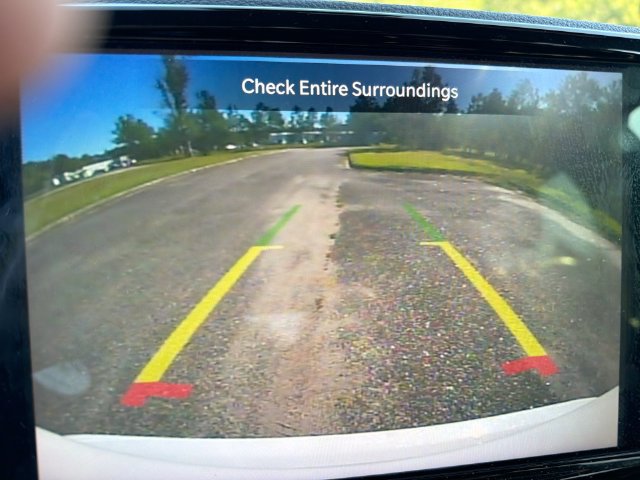Used 2025 Chrysler Pacifica Limited FWD image 20