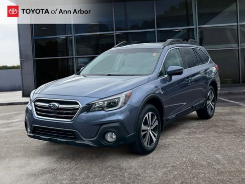 Used 2018 Subaru Outback 2.5i Limited image 9