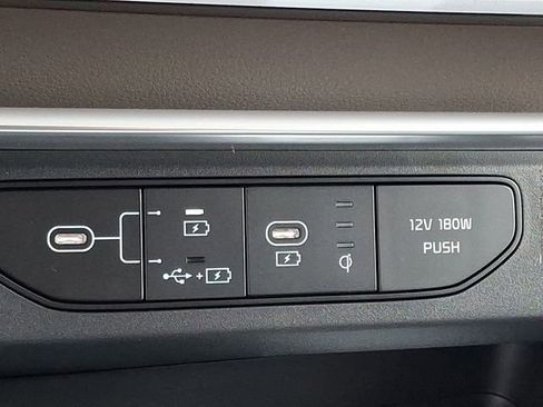 New 2026 Kia Carnival EX image 18