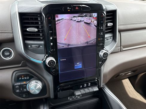 Used 2025 RAM 1500 Laramie image 24