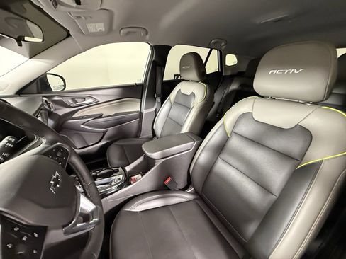 Used 2025 Chevrolet Trax ACTIV w/ Driver Confidence Package image 25