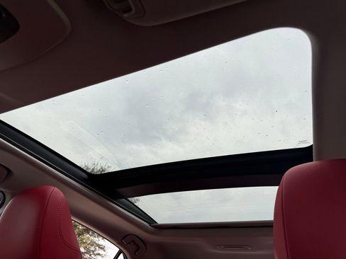 Used 2019 Toyota Camry XSE image 18